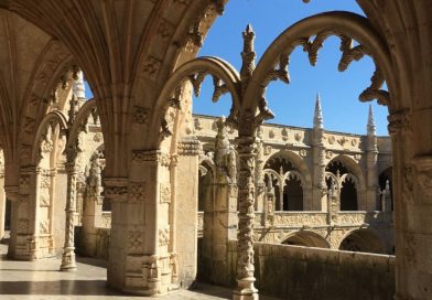 Diálogos com o Mosteiro dos Jerónimos Entre o mundo que não vivemos e o mundo em que não viveremos Diálogos com o Mosteiro dos Jerónimos Entre o mundo que não vivemos e o mundo em que não viveremos